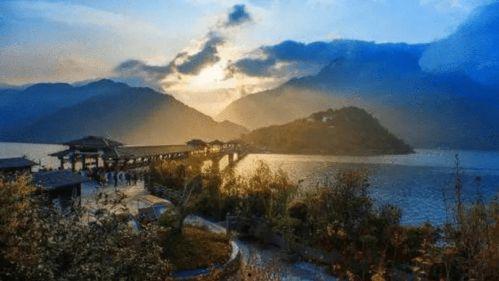 重庆奉节出现的明星网红,演绎山城魅力新篇章”